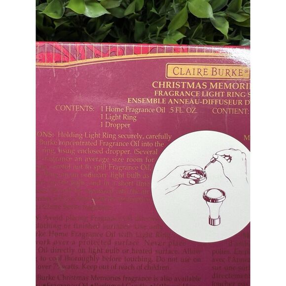 NIB‎ Set Of Vintage 1994 Claire Burke Christmas Memories Light Ring - Picture 2 of 3